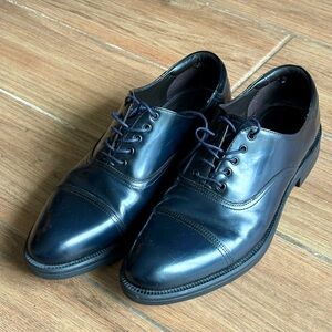 Casual leather shoes
